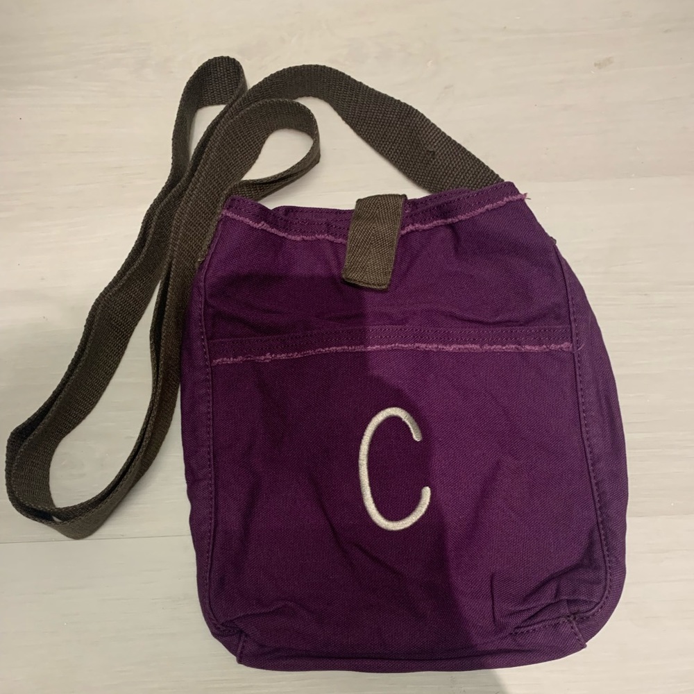 THIRTY-ONE- Retro Metro Plum Crossbody, Front Embroidered with “C”